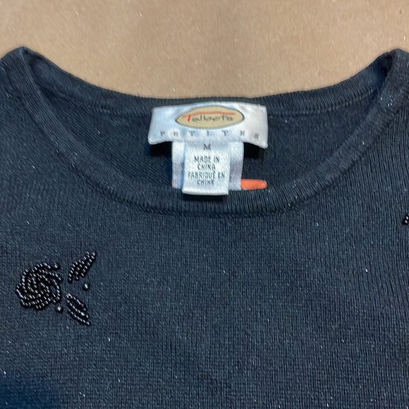 Sweater - Picture 6 of 6